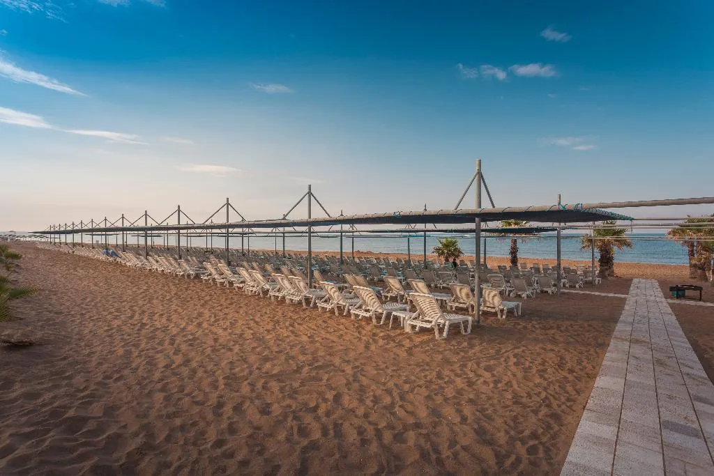 Sports and Entertainment, Club Grand Side, Antalya