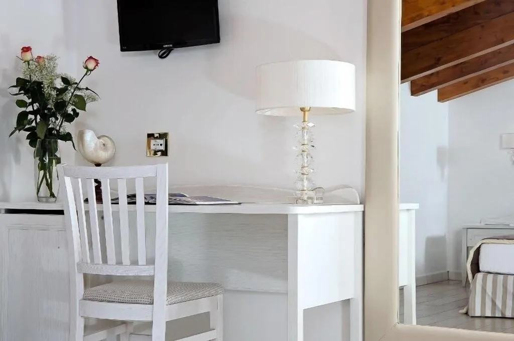 JUNIOR SUITE WITH DOUBLE BED Room, Villa Maria, Naples
