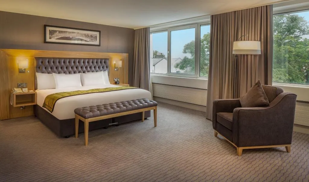 SUITE Presidential Room, Clayton Hotel Burlington Road, Dublin