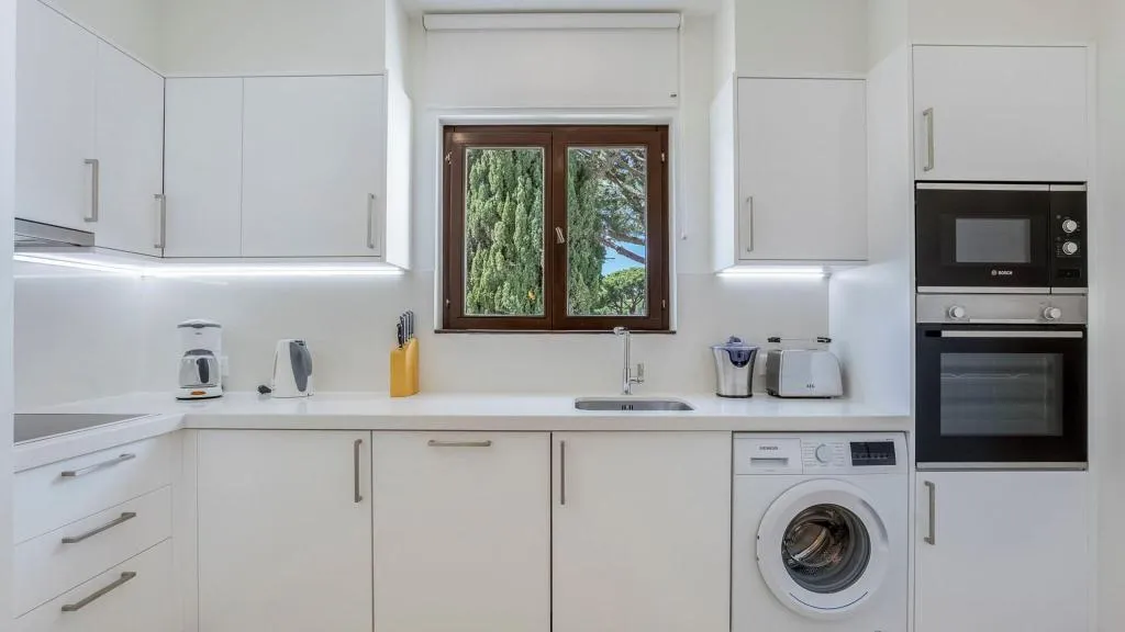 APARTMENT TWO BEDROOMS Room, Pine Cliffs Village & Golf Suites, Algarve