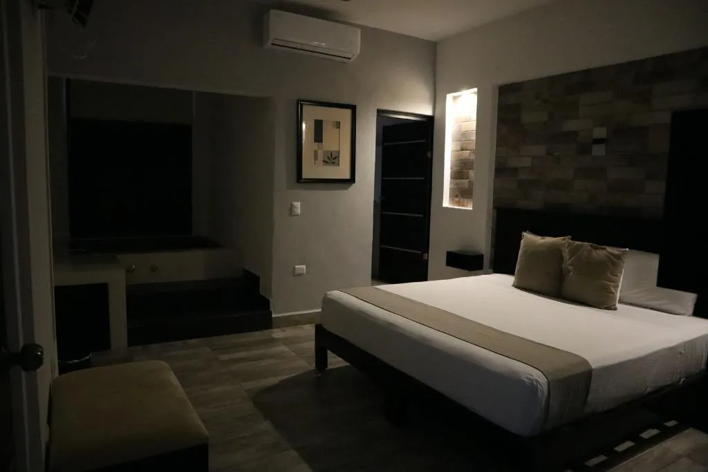 SUITE SUPERIOR KING BED Room, Hotel Zibahun, Cancun Area