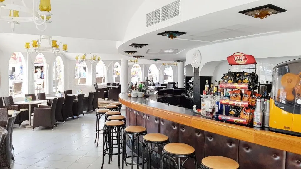 Bar, Stil Bonsai, Majorca