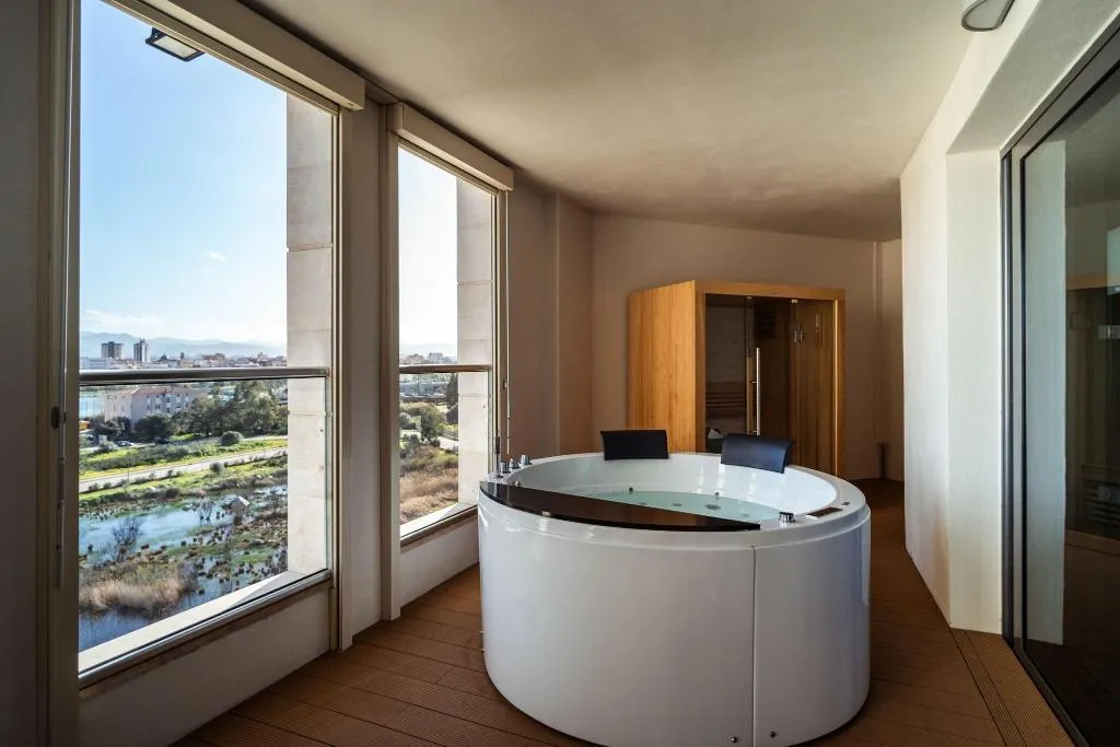 SUITE HARBOUR VIEW Room, Delta Hotels By Marriott Olbia Sardinia, Olbia