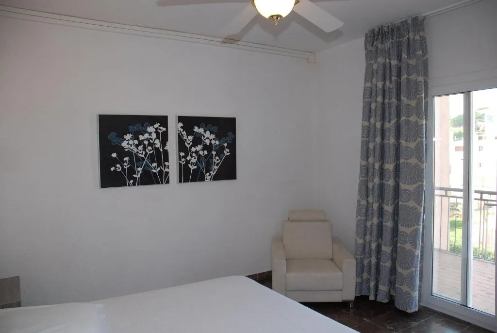 Room, Hotel Grifeu, Costa Brava