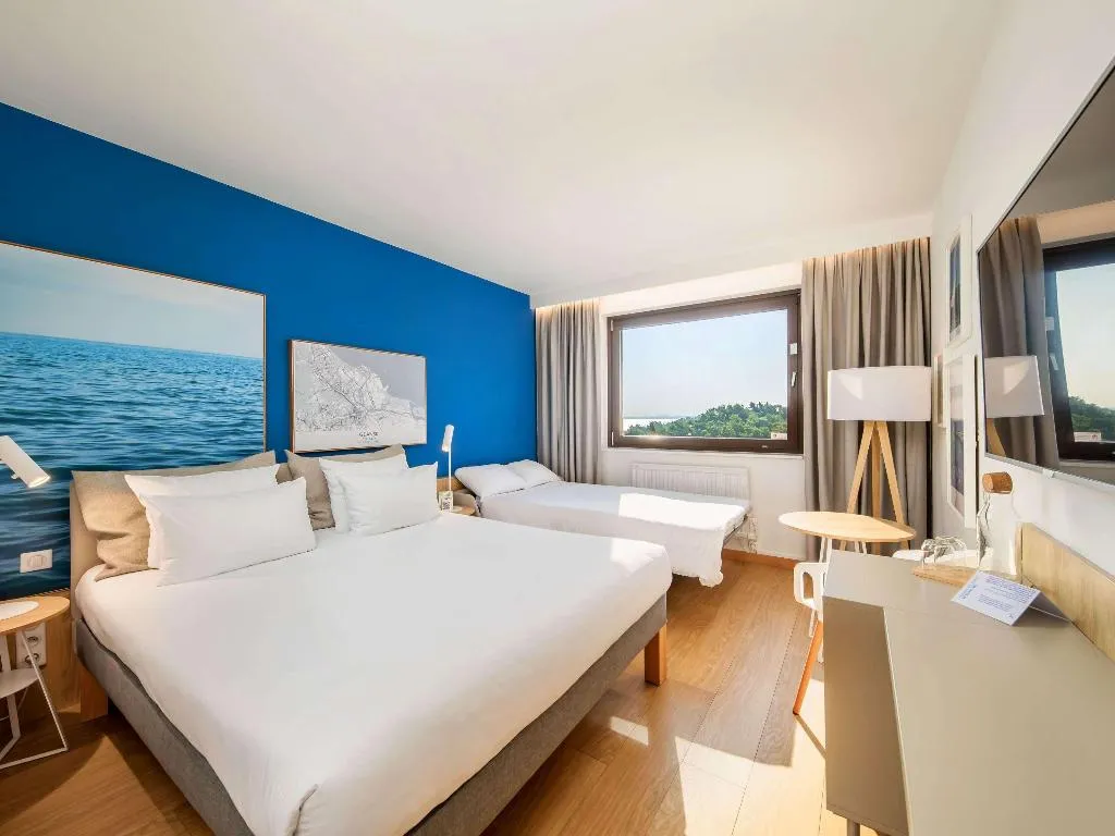 DOUBLE COMFORT Room, Novotel Gdansk Marina, Gdansk