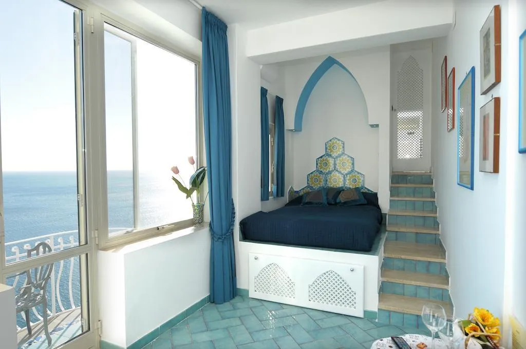 Room, Hotel La Ninfa, Naples
