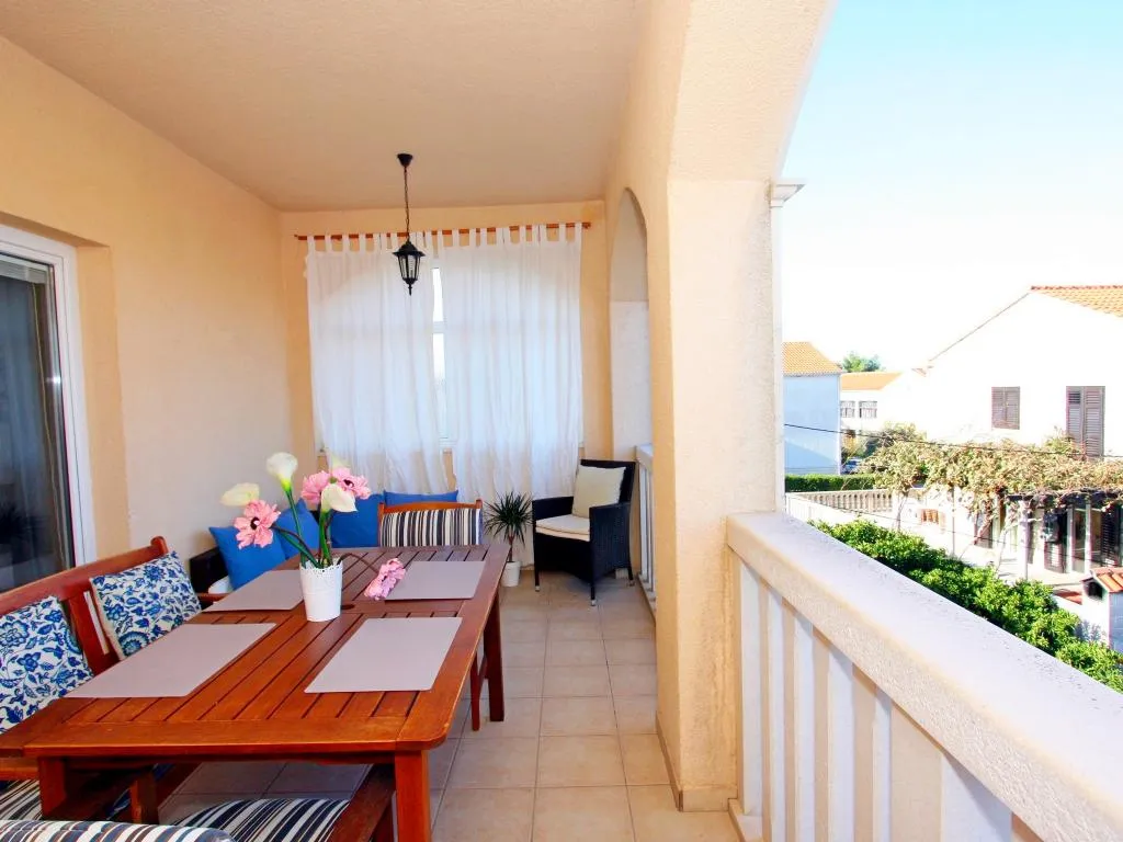 APARTMENT CAPACITY 6 Room, Apartments Maria, Split