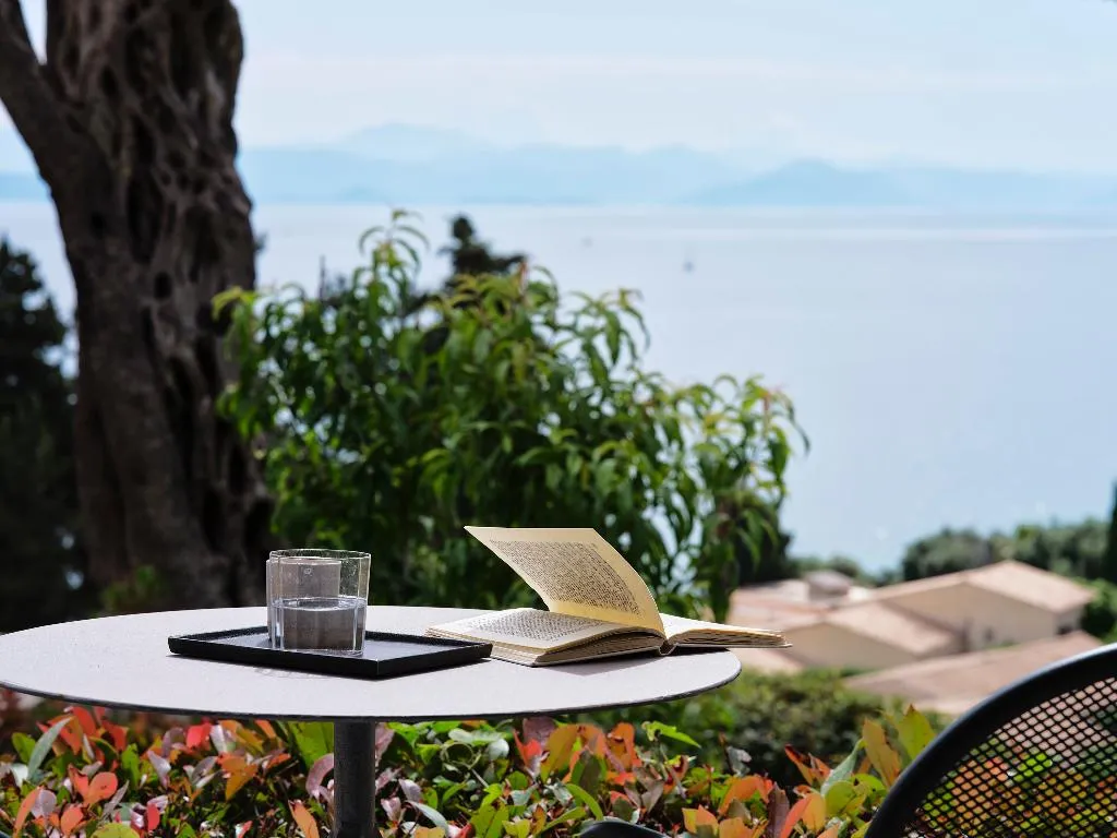 BUNGALOW SEA VIEW Room, Aeolos Beach Resort, Corfu