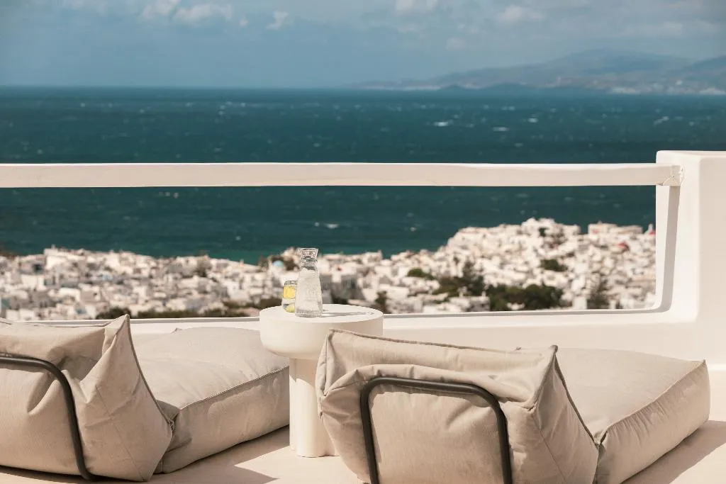 SUITE SEA VIEW WITH PRIVATE POOL Room, Lovia Mykonos, Mykonos