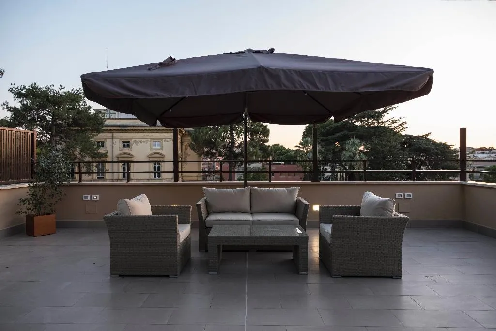 Terrace, Casa per Ferie Checkin Villa Angelina, Rome