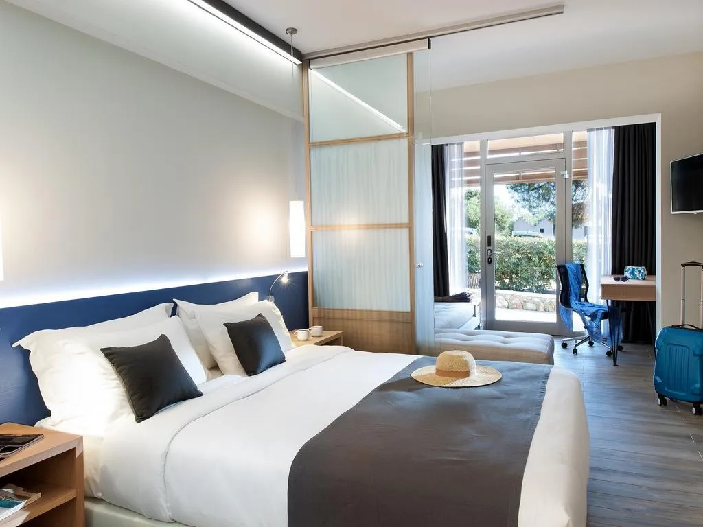 FAMILY ROOM DELUXE Room, Blue Dolphin, Thessaloniki