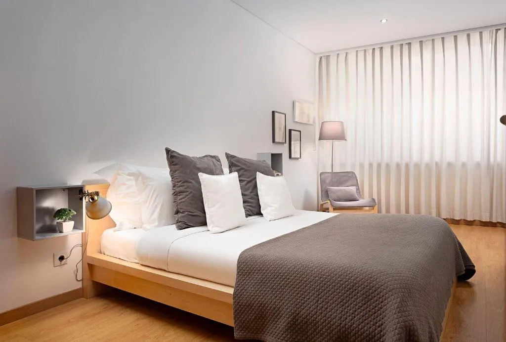 Room, Oporto Stories Apartments - Santa Catarina, 219, Porto