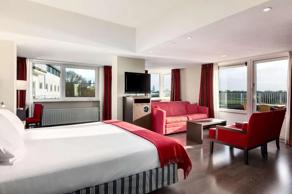 JUNIOR SUITE WITH VIEWS Room, NH Arnhem Rijnhotel, Amsterdam