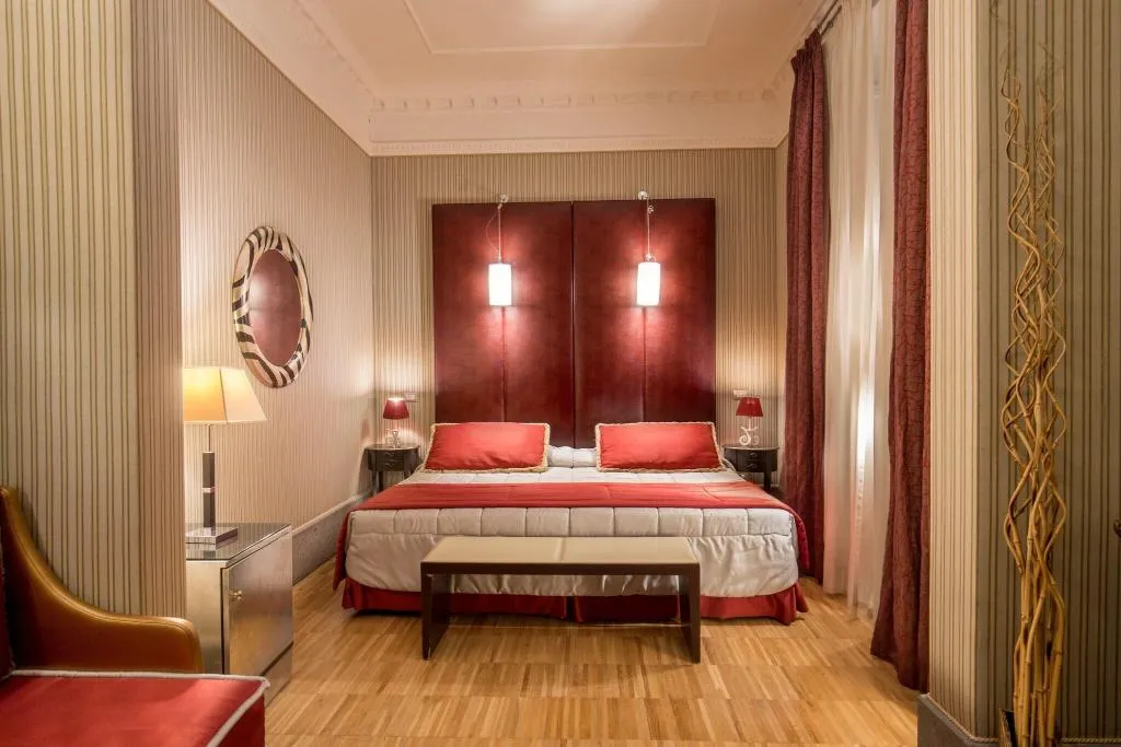 Room, Morgana, Rome