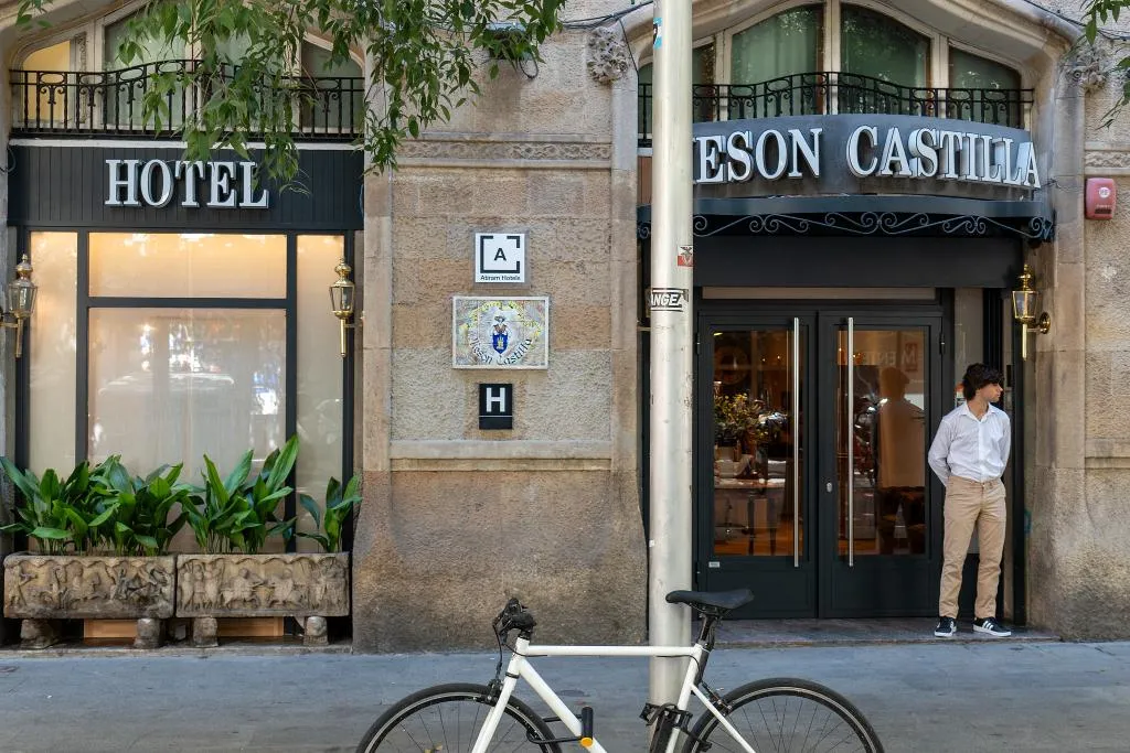 General view, Meson Castilla Atiram Hotel, Barcelona