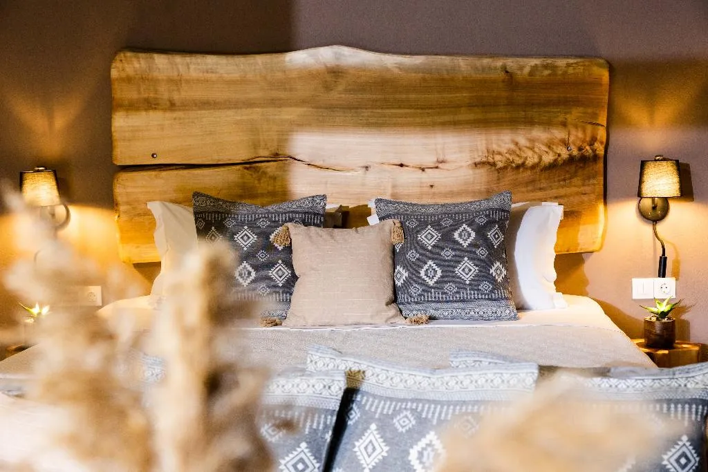 SUITE MOUNTAIN VIEW Room, Avaton Suites & Villas, Skiathos