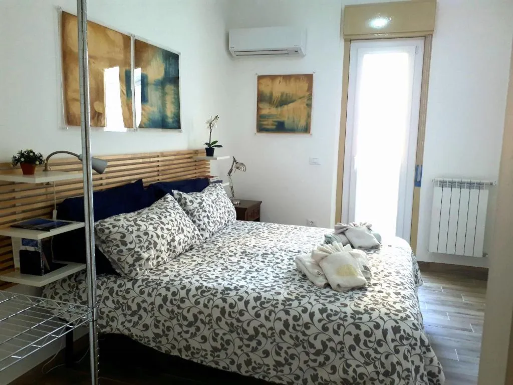 Room, The Norman Palace Guest House, Catania