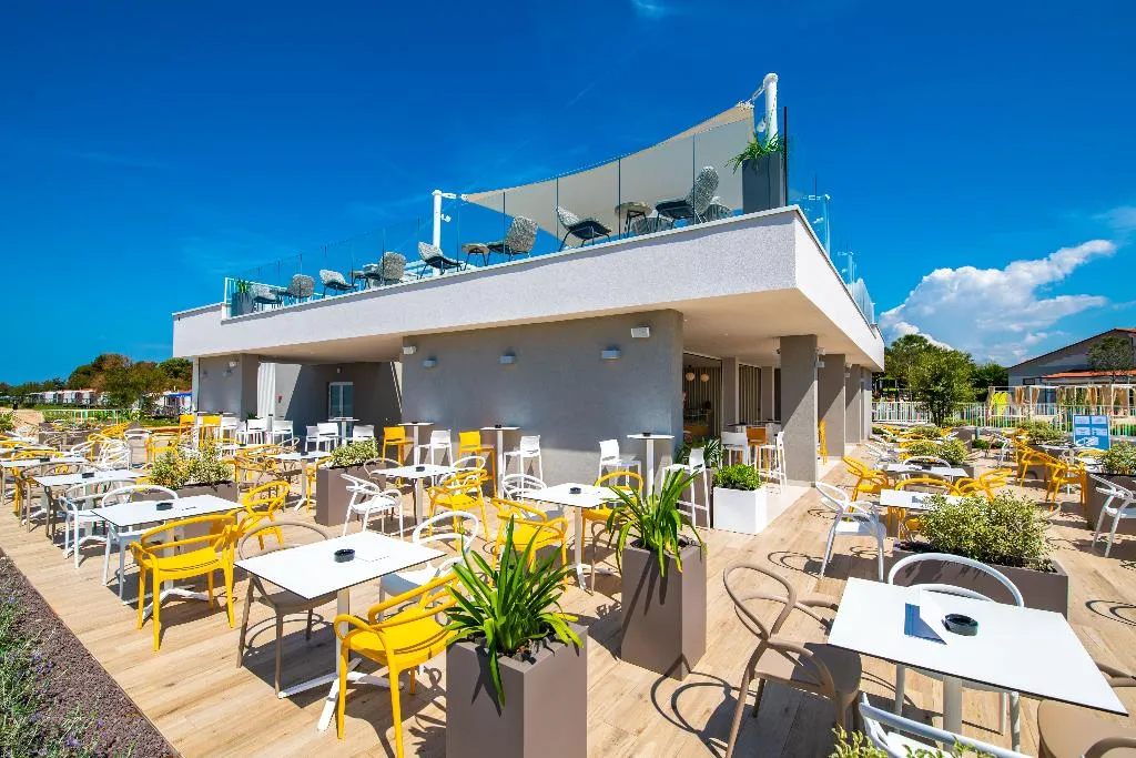 Terrace, Arena Grand Kazela Camping Homes, Istria