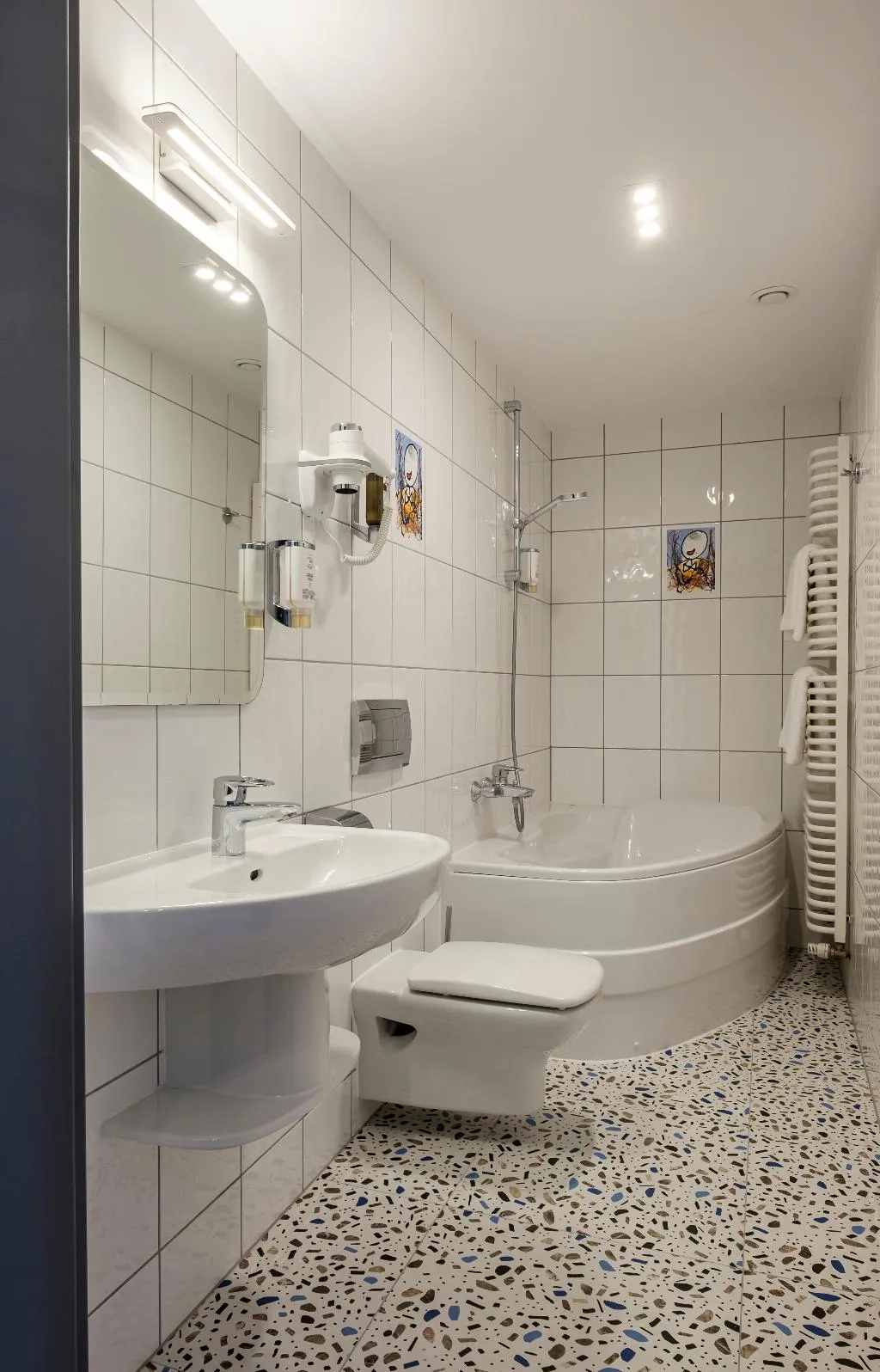 JUNIOR SUITE STANDARD Room, Hotel H12, Krakow