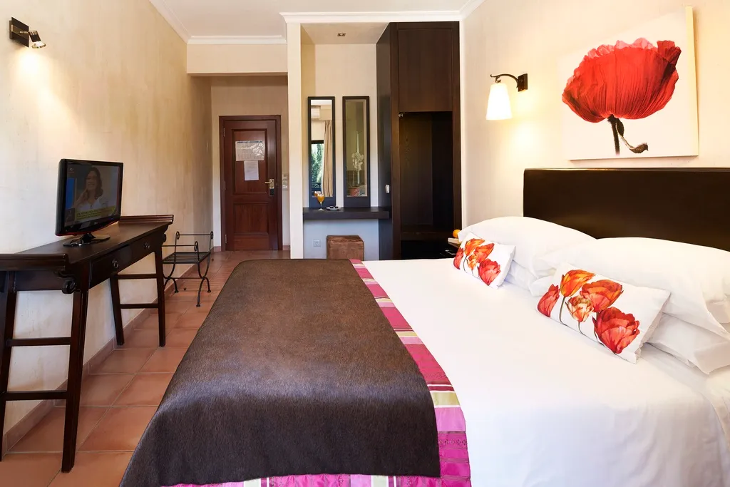 Double or Twin CLASSIC Room, Parque Das Laranjeiras, Algarve