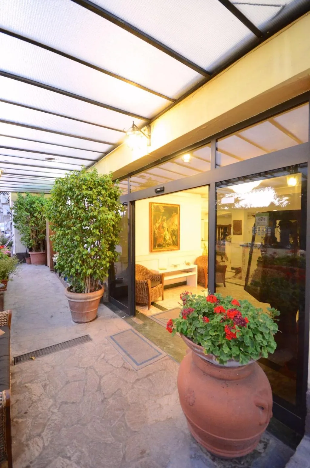 SINGLE STANDARD Room, Hotel Clinton, Naples
