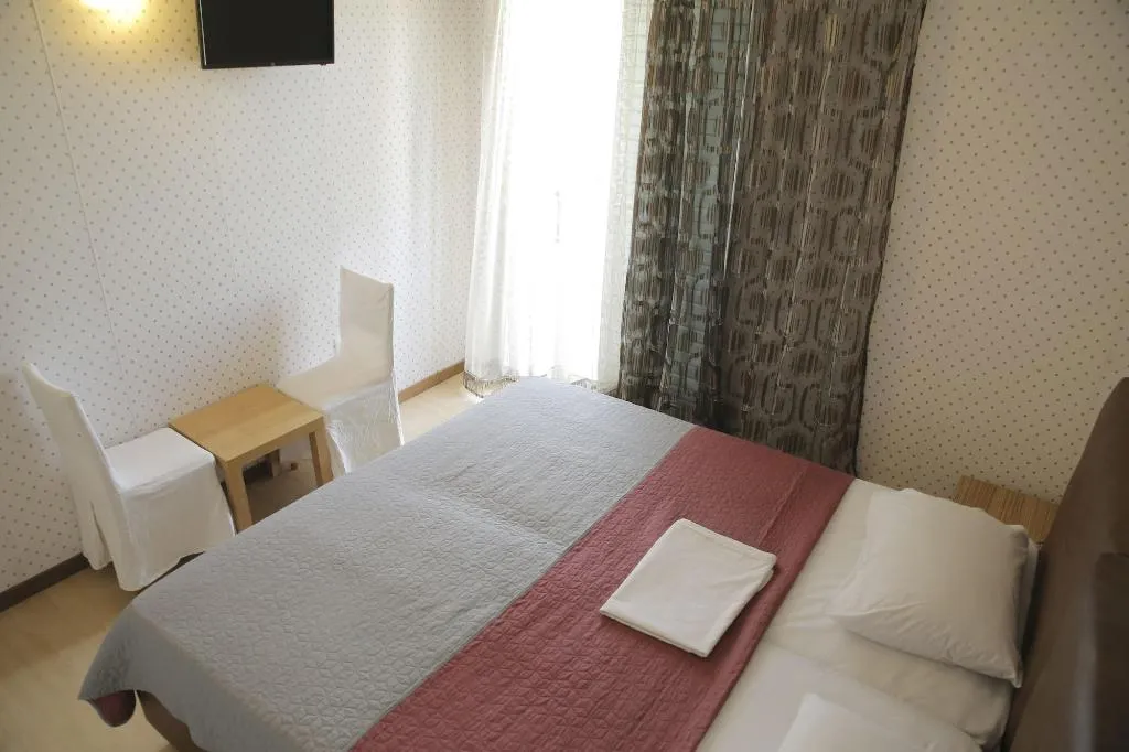 Room, Hotel Anesi, Athens