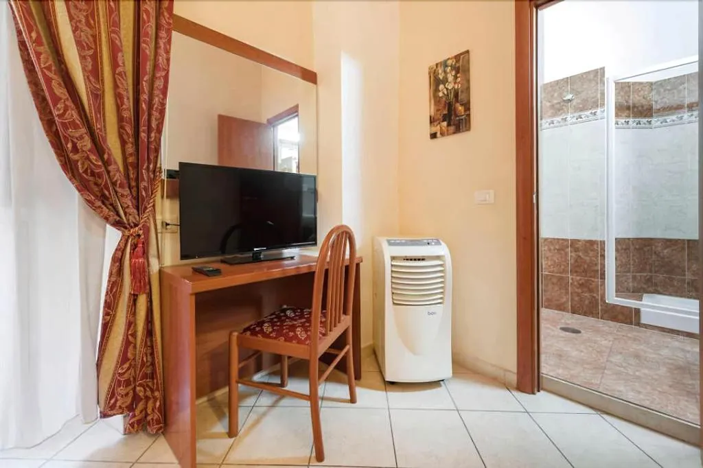 Room, A Casa Di Mei, Naples