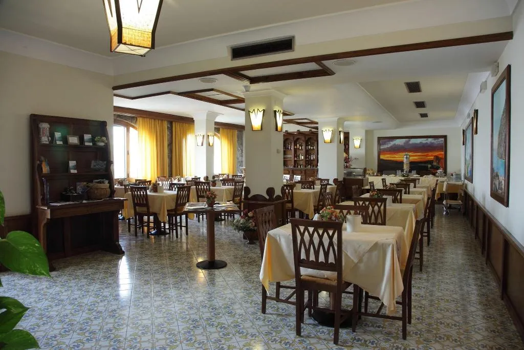Restaurant, Megamare, Naples