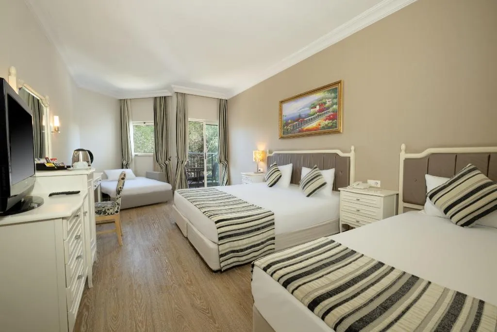DOUBLE CAPACITY 4 Room, Crystal Tat Beach Pearl Collection, Antalya