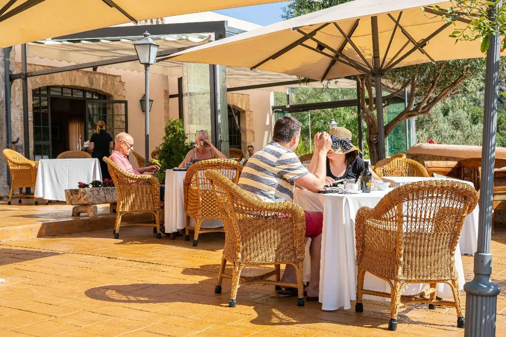 Restaurant, Hotel Rural S'Olivaret, Majorca