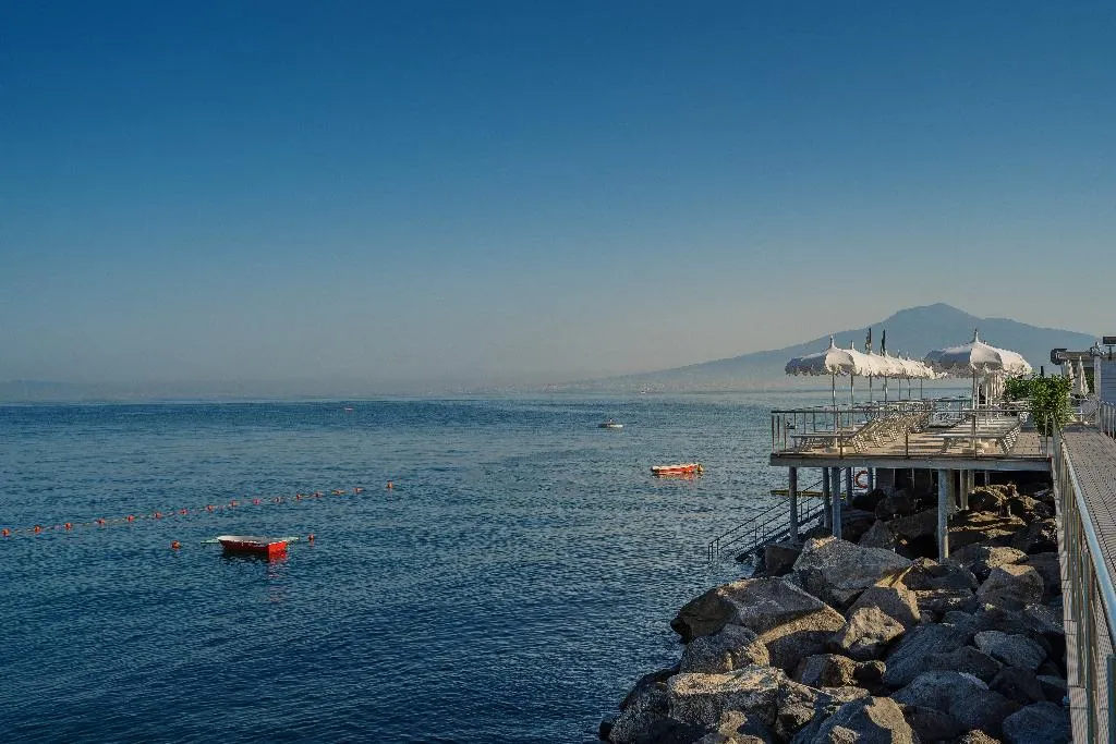 Beach, Mary Hotel, Naples