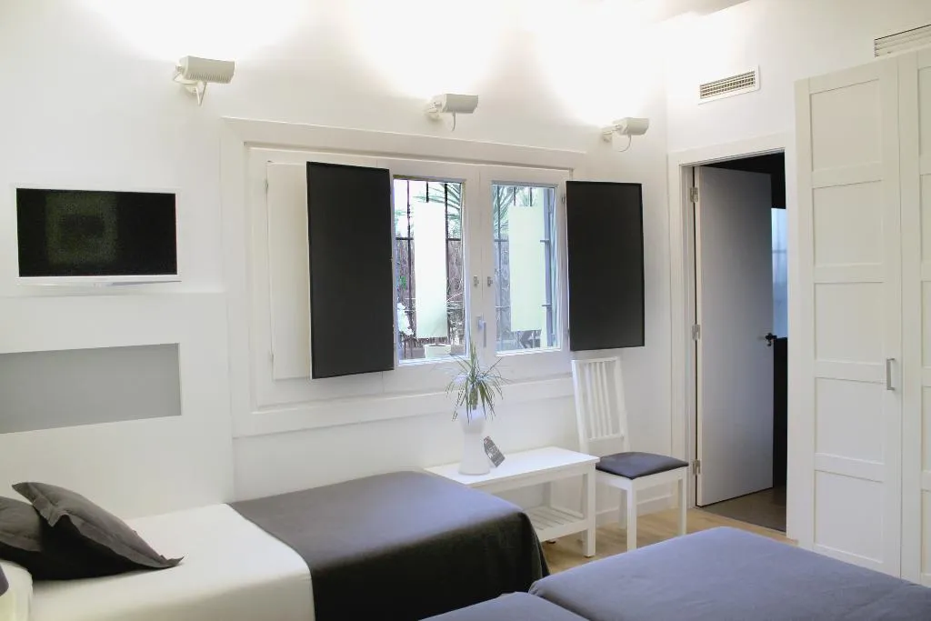 TRIPLE STANDARD Room, Sitges, Costa Brava
