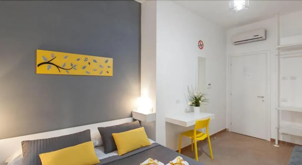 Room, Dormi A Roma, Rome
