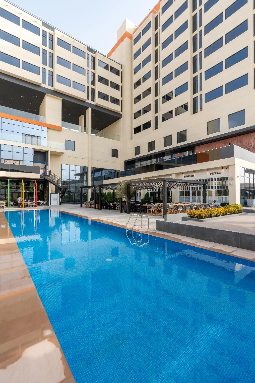Pool, Studio One Hotel, Dubai
