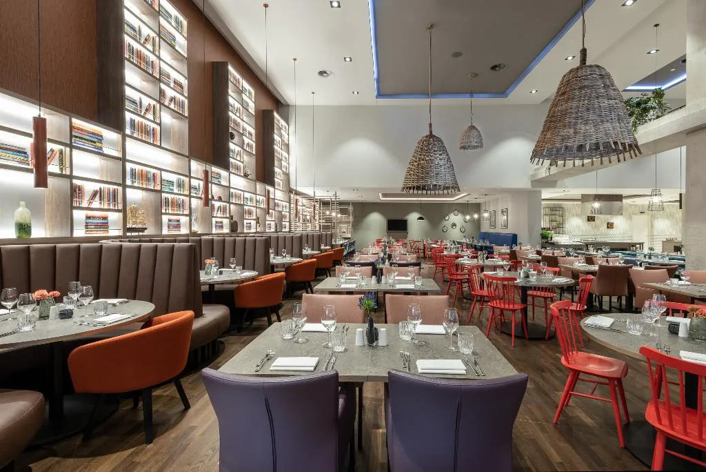 Restaurant, Leonardo Royal Hotel Amsterdam, Amsterdam