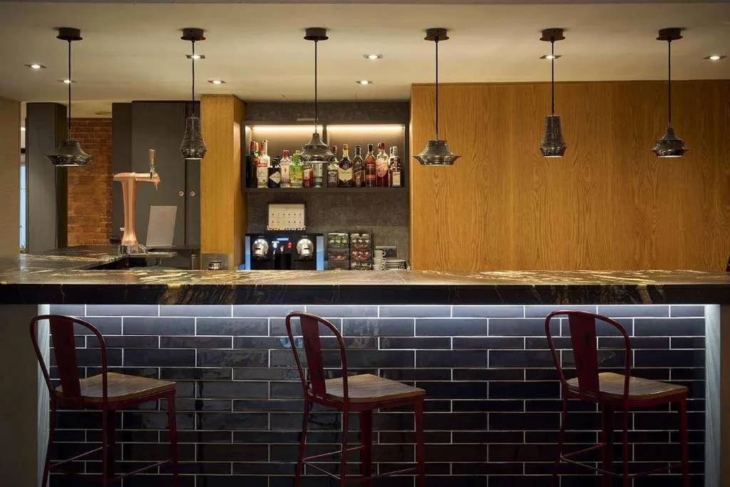 Bar, Catalonia Born, Barcelona