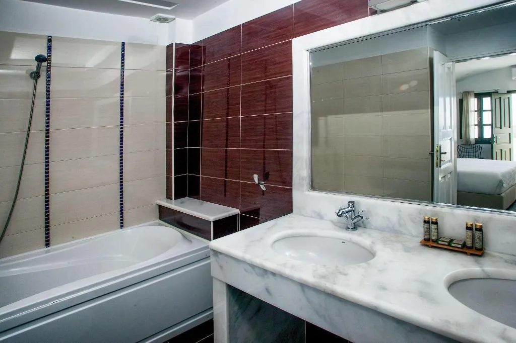 Room, Amity Suites, Santorini