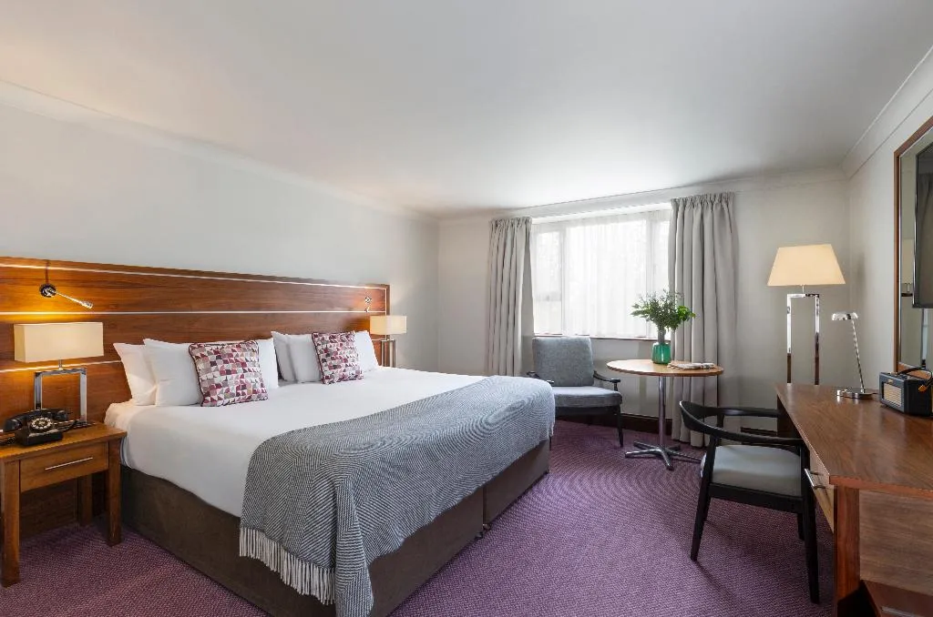 DOUBLE CLASSIC KING BED Room, The Green, Dublin