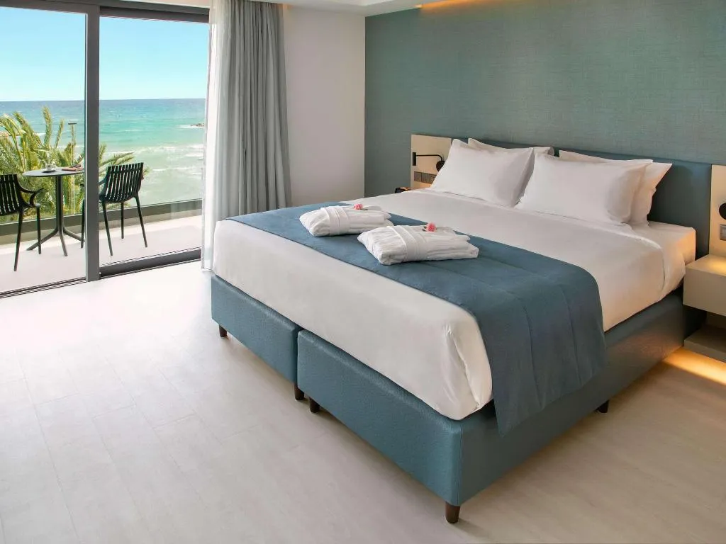 Room, Mercure Larnaca Beach Resort, Cyprus