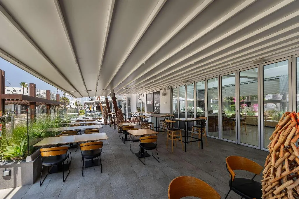 Restaurant, Protaras Plaza Hotel, Cyprus