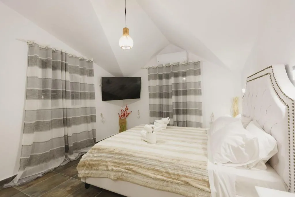 Room, Stellatos House, Kalamata