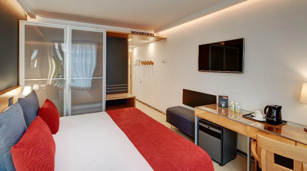 Double or Twin SUPERIOR Room, Sercotel Caspe, Barcelona
