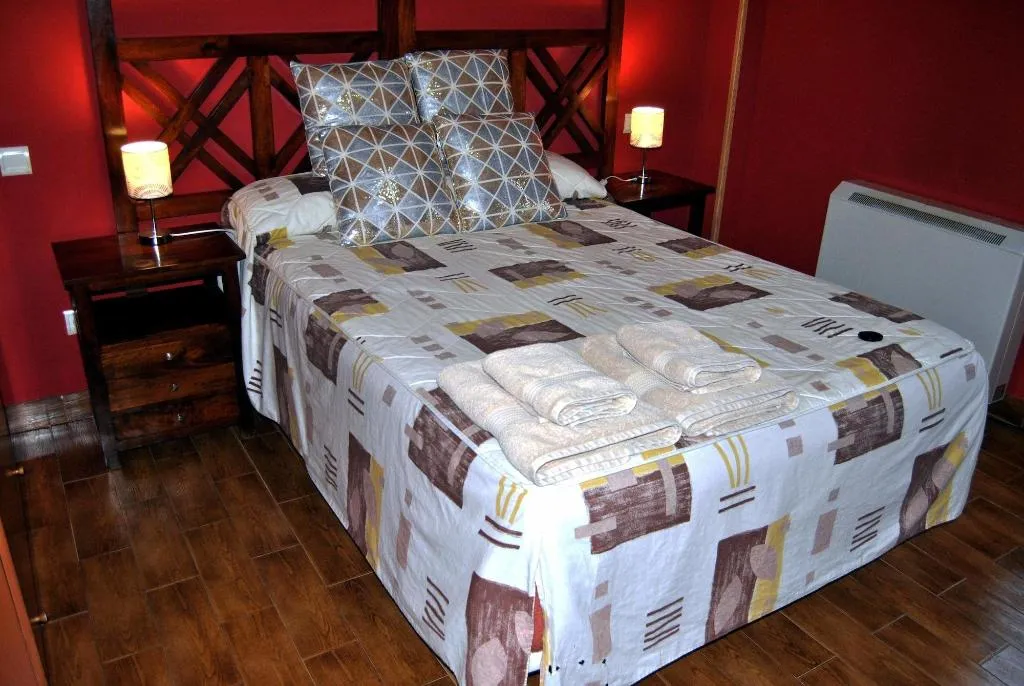 Room, Apartahotel Collarubio, Madrid