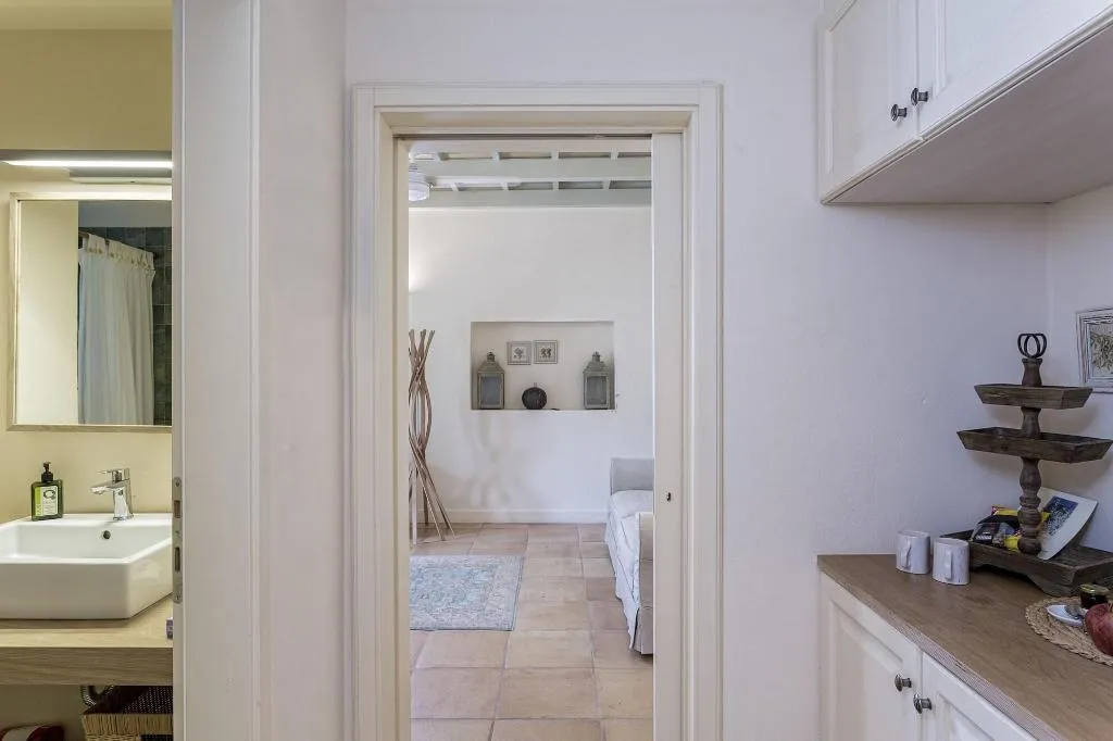 Room, Kapsaliana Village Hotel, Crete