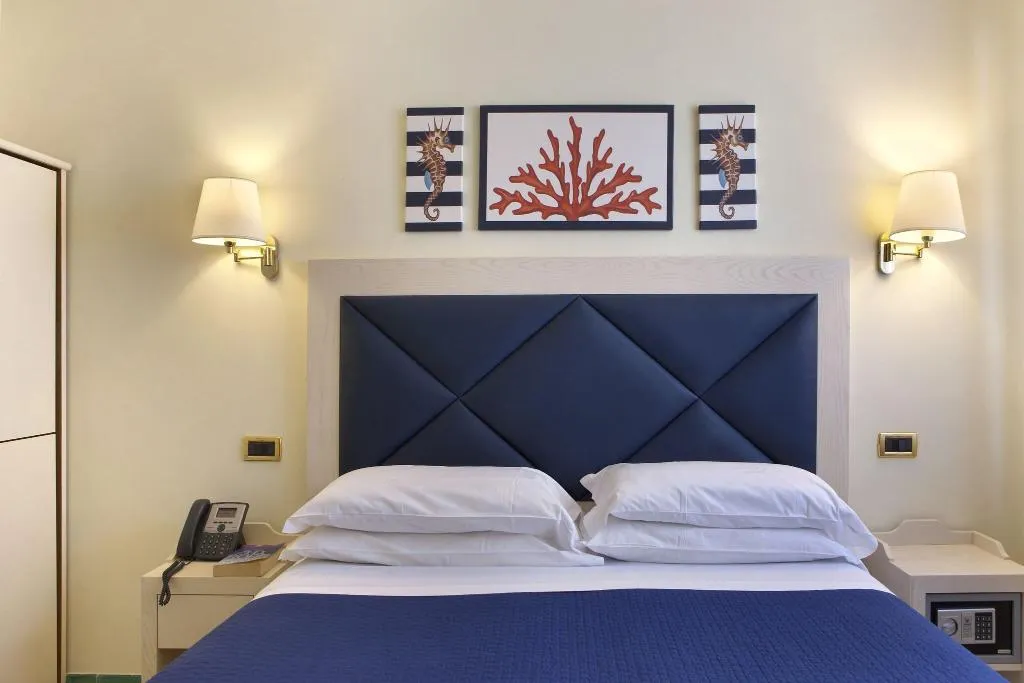 DOUBLE STANDARD Room, Del Mare, Naples