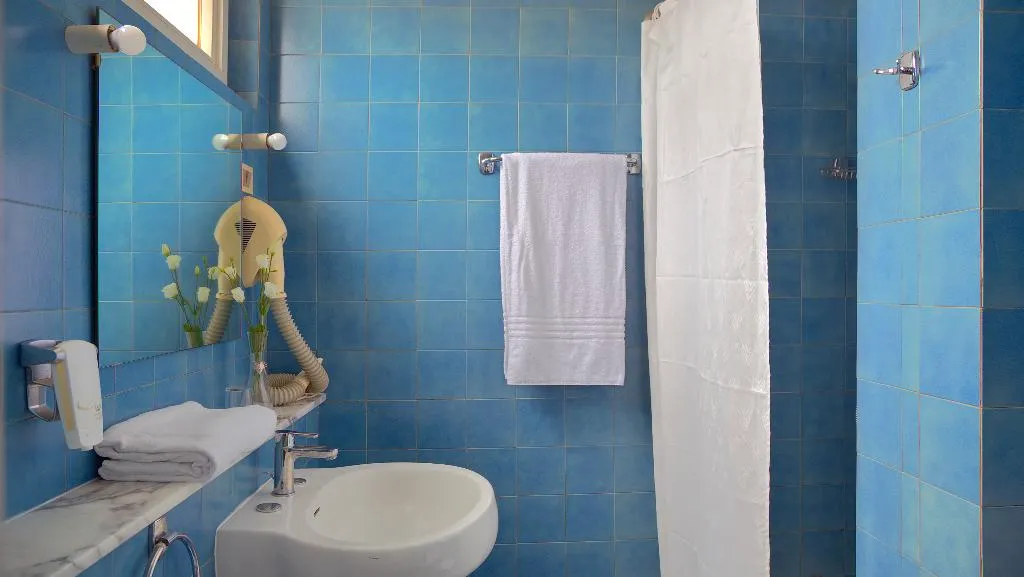DOUBLE STANDARD Room, Hotel Mistral, Cagliari