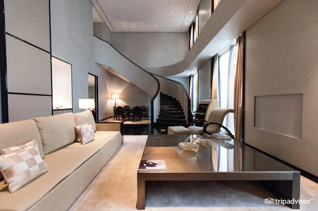 SUITE CAPACITY 3 Room, Armani Hotel Milano, Milan