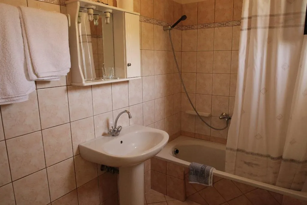 APARTMENT SEA VIEW TWO BEDROOMS Room, Agnantio, Kefallinia