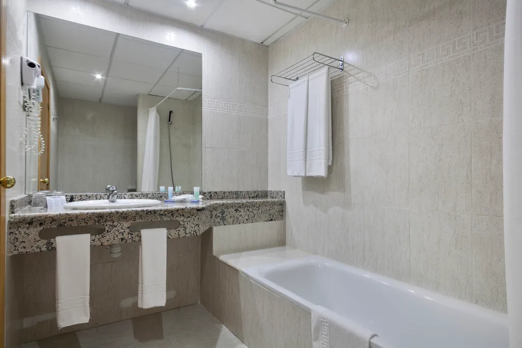 Double or Twin STANDARD Room, Best Benalmádena, Costa Del Sol