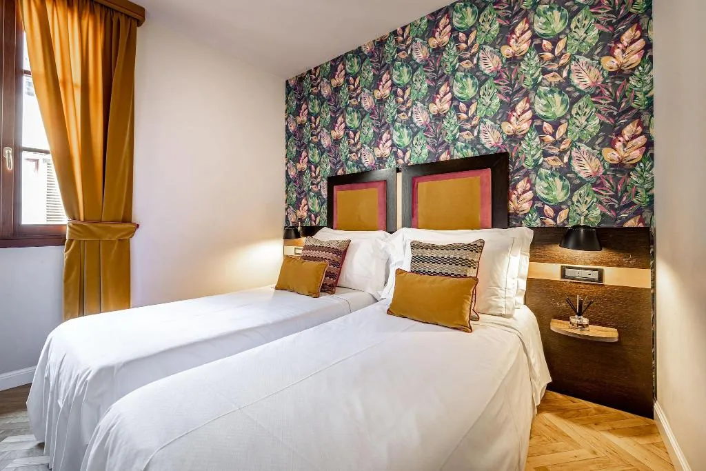 DOUBLE BASIC Room, Duomo Firenze, Florence